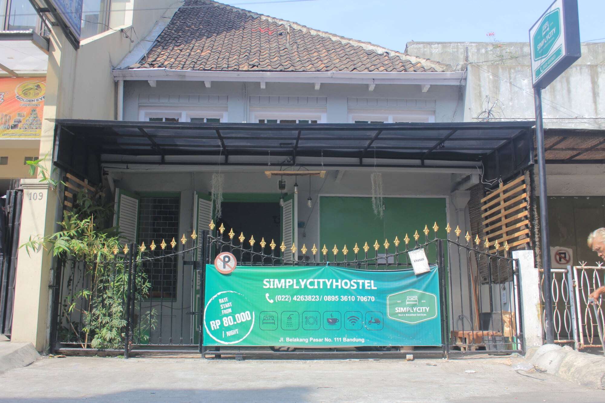 Simplycity Hostel Syariah Bandung Eksteriør billede